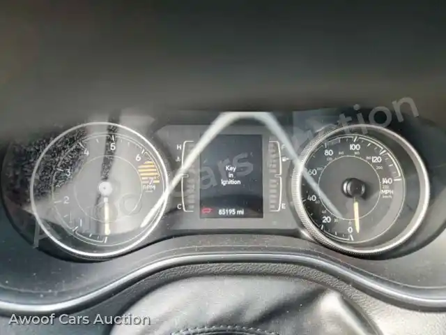 2019 Jeep Grand Cherokee 1C4PJLCB6KD242863 — hoton gwanjo Copart na 9