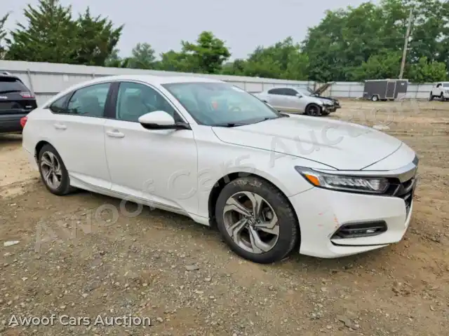 2018 Honda Accord 1HGCV1F51JA182067 — photo 4 de la vente Copart