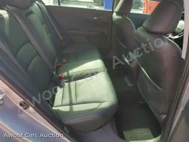 2017 Honda Accord 1HGCR3F92HA037388 — Copart auction photo 19