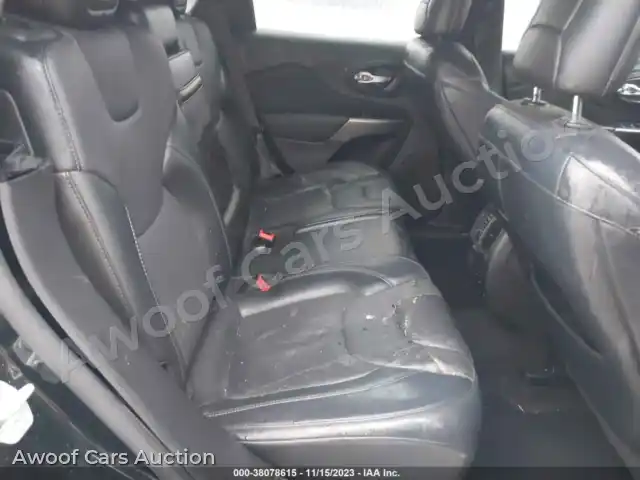 2019 Jeep Cherokee 1C4PJLDB3KD387079 — Iaai auction photo 8