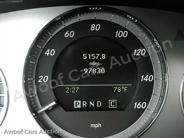 2010 Mercedes-Benz GLK-Class WDCGG5GB1AF439215 — Manheim auction photo 5