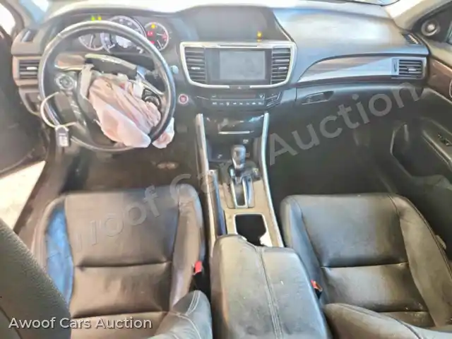 2017 Honda Accord 1HGCR3F80HA025408 — photo 8 de la vente Copart