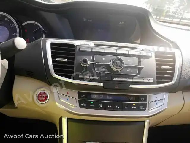 2015 Honda Accord 1HGCR2F72FA180458 — Manheim auction photo 4