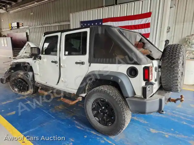 2015 Jeep Wrangler 1C4BJWDG2FL721122 — photo 2 de la vente Copart