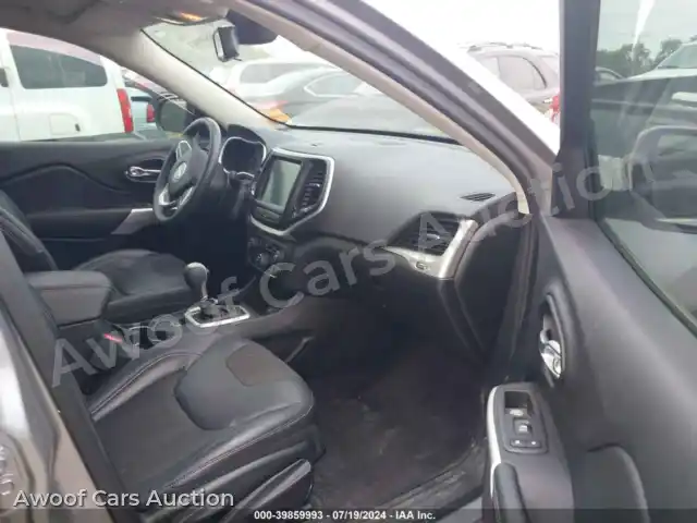 2018 Jeep Cherokee 1C4PJLLB5JD520151 — Iaai auction photo 5