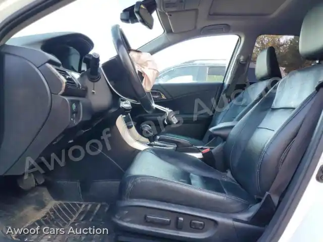 2017 Honda Accord 1HGCR2F06HA805000 — hoton gwanjo Copart na 7