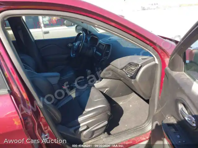 2021 Jeep Cherokee 1C4PJLLB2MD174001 — photo 5 de la vente Iaai