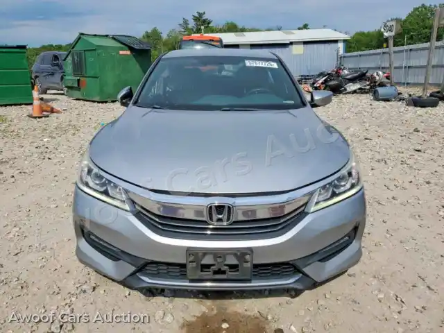 2017 Honda Accord 1HGCR2F1XHA285120 — Copart auction photo 5