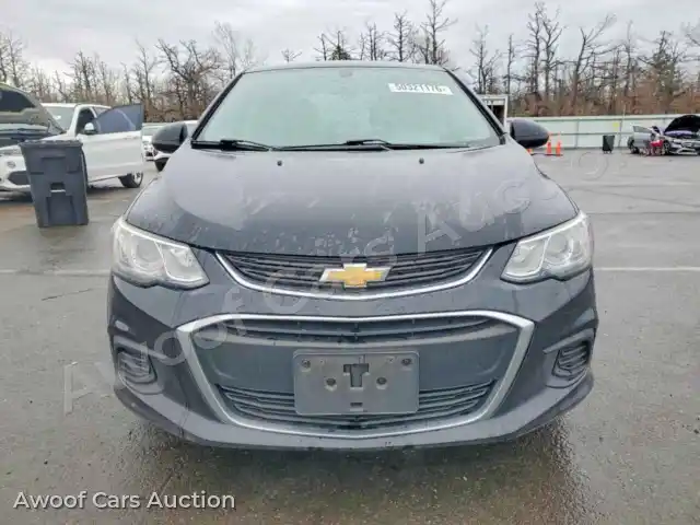 2018 Chevrolet Sonic 1G1JB5SH6J4115624 — photo 5 de la vente Copart