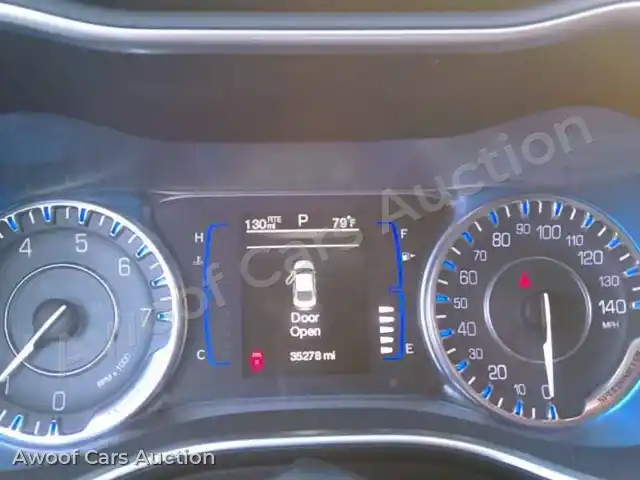 2015 Chrysler 200 1C3CCCAB3FN739742 — Manheim auction photo 5