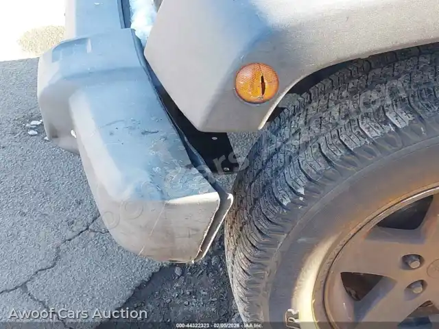 2009 Jeep Wrangler 1J4FA241X9L738982 — Iaai auction photo 17