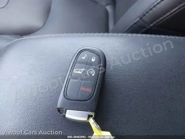 2019 Jeep Cherokee 1C4PJLDB2KD387798 — Iaai auction photo 11