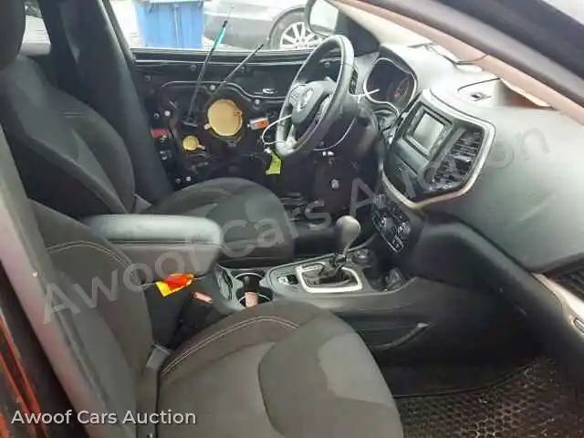 2015 Jeep Cherokee L 1C4PJMCB4FW601269 — Copart auction photo 5