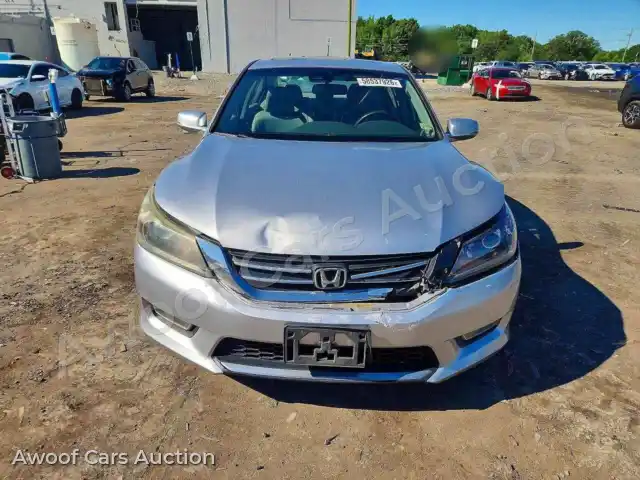 2013 Honda Accord 1HGCR2F85DA136850 — Copart auction photo 5