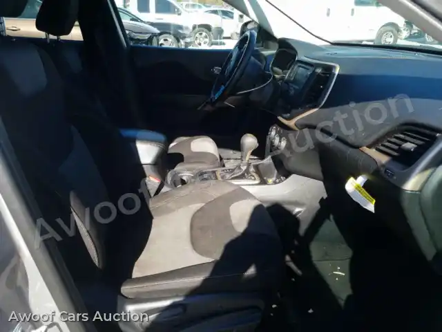 2018 Jeep Cherokee 1C4PJLCB2JD620174 — Copart auction photo 5