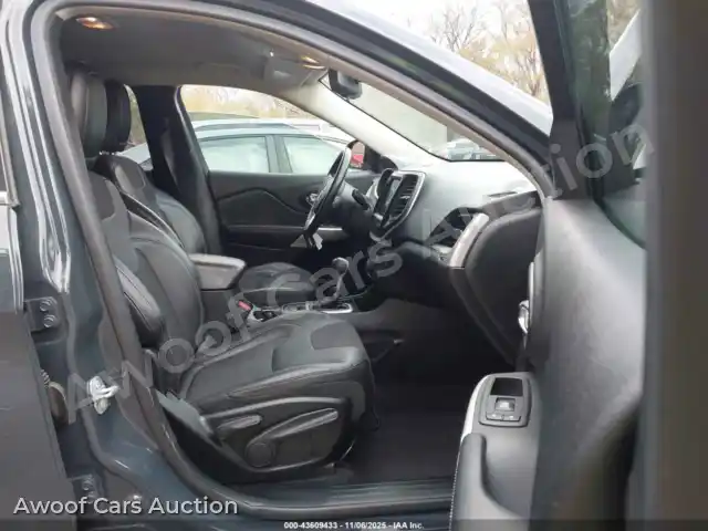 2018 Jeep Cherokee 1C4PJLLB5JD584027 — Iaai auction photo 5