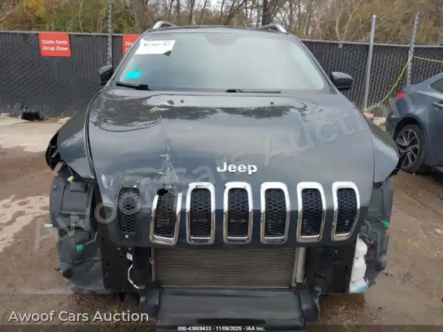 2018 Jeep Cherokee 1C4PJLLB5JD584027 — Iaai auction photo 13
