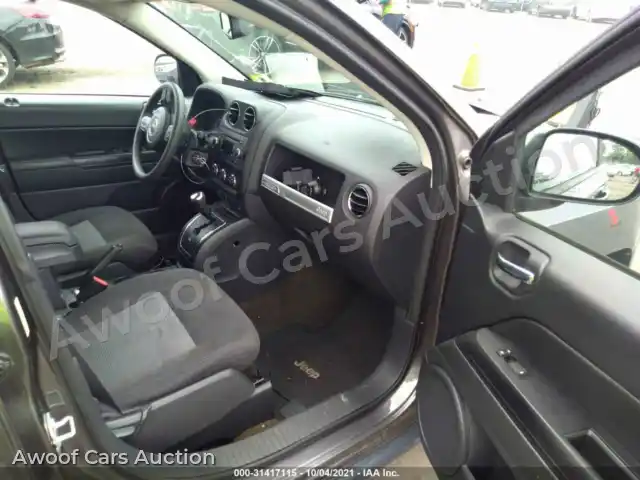 2016 Jeep Compass 1C4NJDBB3GD757048 — Iaai auction photo 5