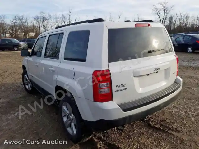 2014 Jeep Patriot LA 1C4NJRFB3ED796517 — Copart auction photo 3