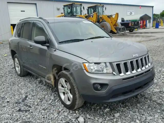 2012 Jeep Compass Sport 1C4NJCBA7CD601025 — photo 1 de la vente Copart
