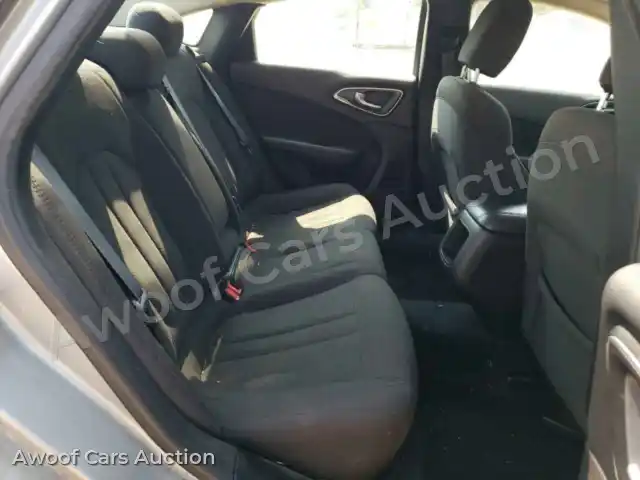 2015 Chrysler 200 1C3CCCAB2FN759593 — photo 10 de la vente Copart