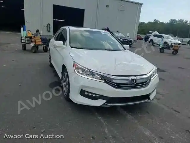2016 Honda Accord 1HGCR2F87GA036575 — photo 13 de la vente Copart