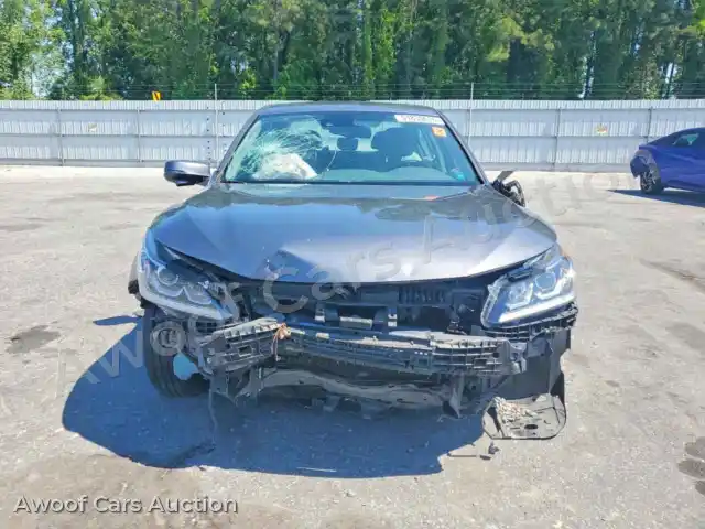 2017 Honda Accord 1HGCR2F98HA244846 — photo 5 de la vente Copart