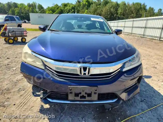 2017 Honda Accord 1HGCR2F55HA001024 — Copart auction photo 5