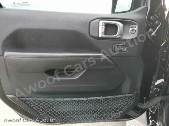 2018 Jeep Wrangler 1C4HJXEG1JW105868 — Manheim auction photo 9