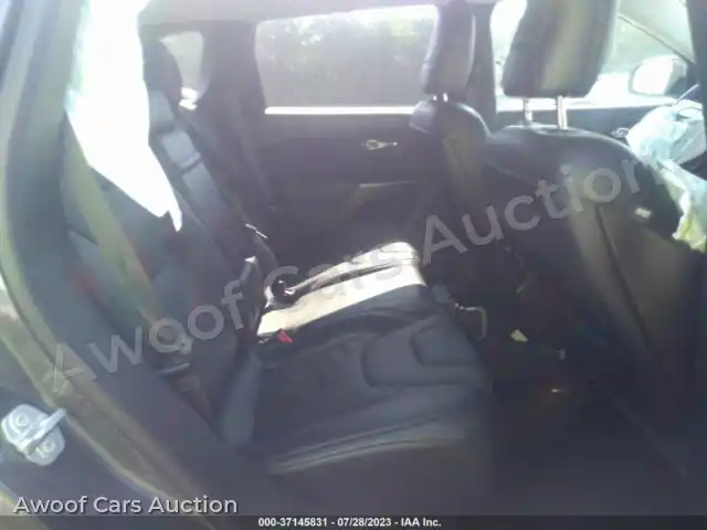 2019 Jeep Cherokee 1C4PJLDB9KD190532 — photo 8 de la vente Iaai