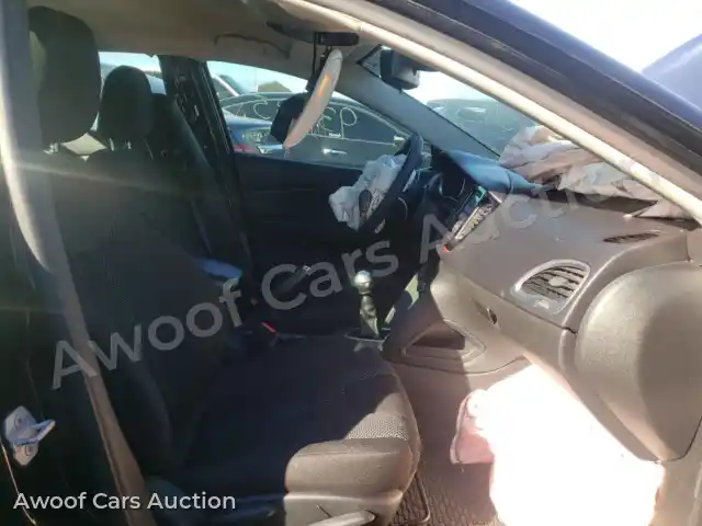 2015 Dodge Dart 1C3CDFAA2FD404306 — photo 5 de la vente Copart