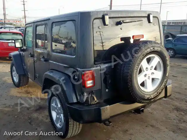2018 Jeep Wrangler Unlimited 1C4BJWDG4JL819187 — Copart auction photo 3