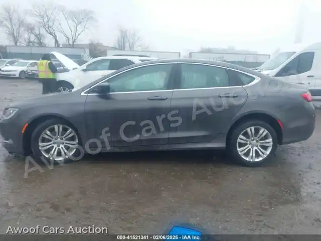 2015 Chrysler 200 1C3CCCAB0FN754117 — photo 13 de la vente Iaai