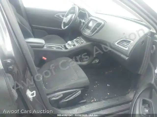 2015 Chrysler 200 1C3CCCAB0FN754117 — photo 5 de la vente Iaai