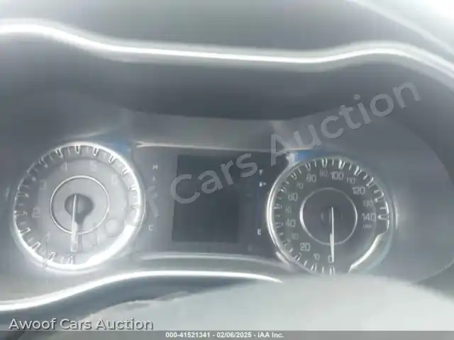 2015 Chrysler 200 1C3CCCAB0FN754117 — photo 7 de la vente Iaai