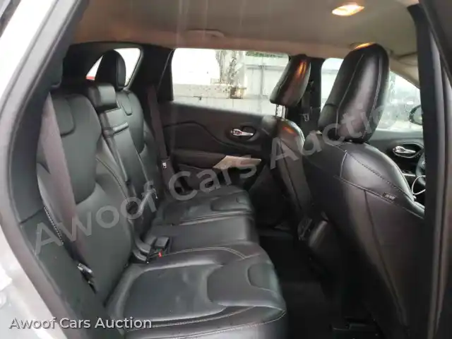 2017 Jeep Cherokee 1C4PJLDB1HD214671 — photo 6 de la vente Copart