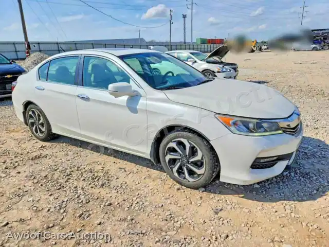 2017 Honda Accord 1HGCR2F87HA141747 — Copart auction photo 4