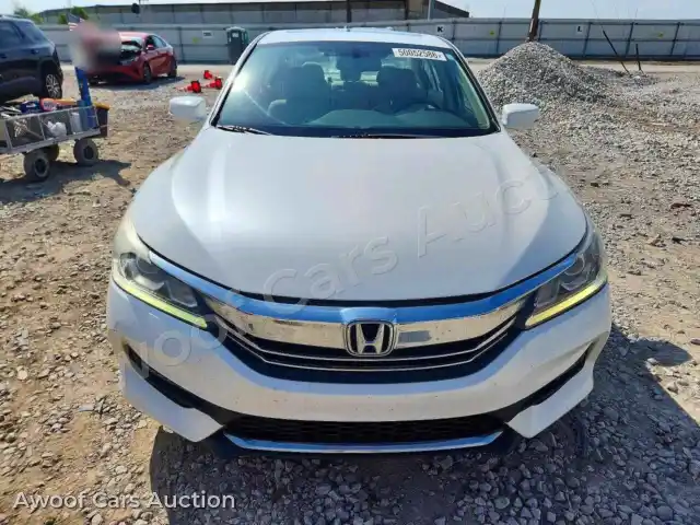 2017 Honda Accord 1HGCR2F87HA141747 — Copart auction photo 5
