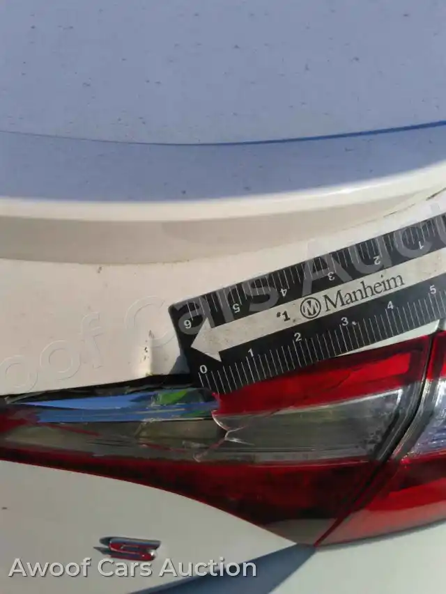 2015 Toyota Corolla 2T1BURHE5FC433877 — Manheim auction photo 12