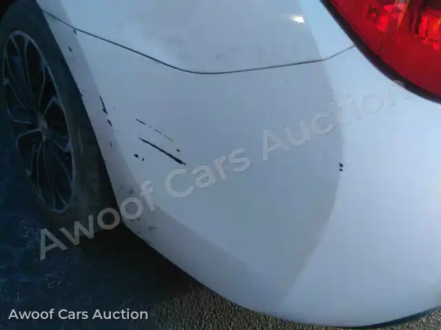 2015 Toyota Corolla 2T1BURHE5FC433877 — Manheim auction photo 13