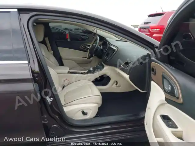2015 Chrysler 200 1C3CCCCB6FN597481 — photo 5 de la vente Iaai
