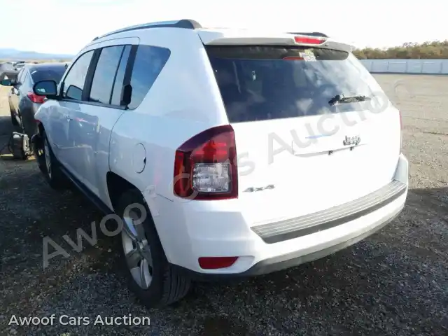 2014 Jeep Compass 1C4NJDBBXED879967 — Copart auction photo 3