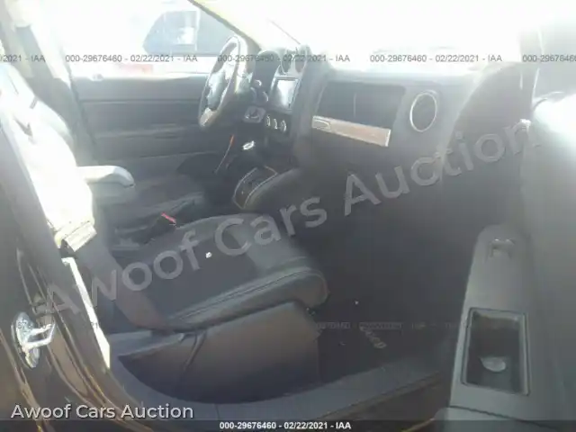 2017 Jeep Compass 1C4NJCBB3HD101850 — photo 5 de la vente Iaai