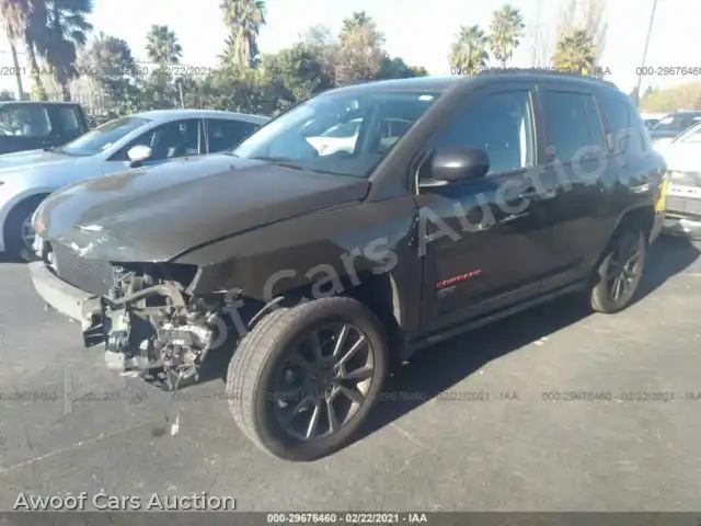2017 Jeep Compass 1C4NJCBB3HD101850 — photo 2 de la vente Iaai