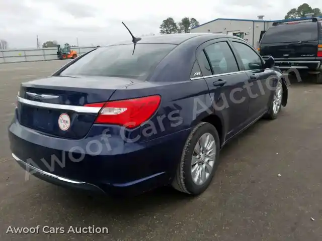 2014 Chrysler 200 1C3CCBAB0EN235934 — photo 4 de la vente Copart