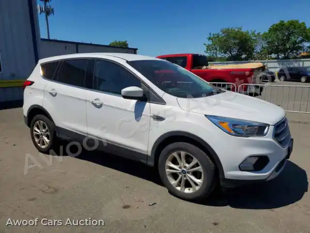 2019 Ford Escape 1FMCU0GD9KUC34204 — Copart auction photo 4