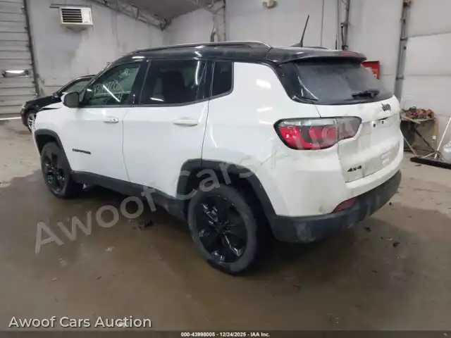 2021 Jeep Compass 3C4NJDBB0MT512620 — Iaai auction photo 3