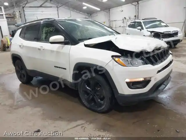 2021 Jeep Compass 3C4NJDBB0MT512620 — Iaai auction photo 1