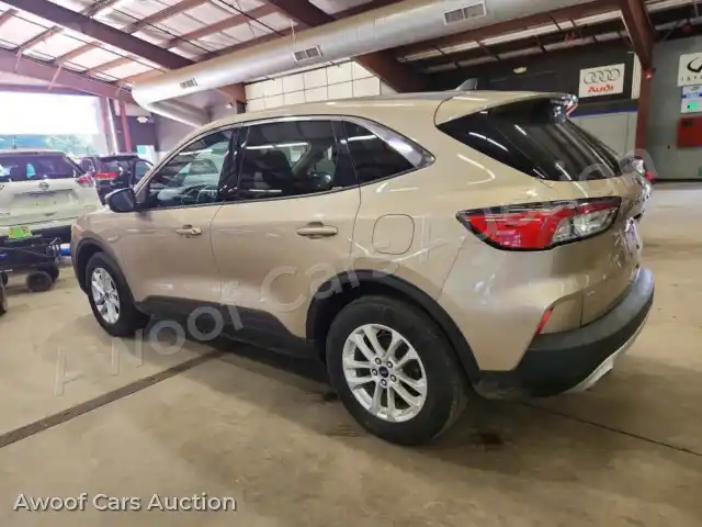 2020 Ford Escape 1FMCU9G64LUB44160 — photo 2 de la vente Copart