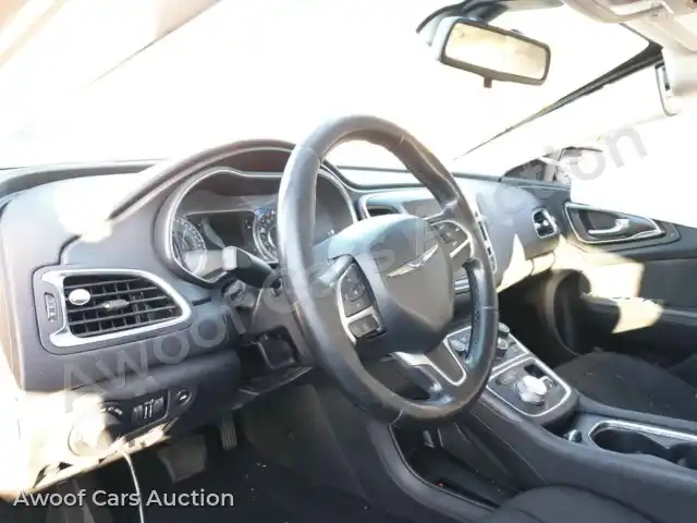 2015 Chrysler 200 1C3CCCAB7FN725648 — photo 9 de la vente Copart